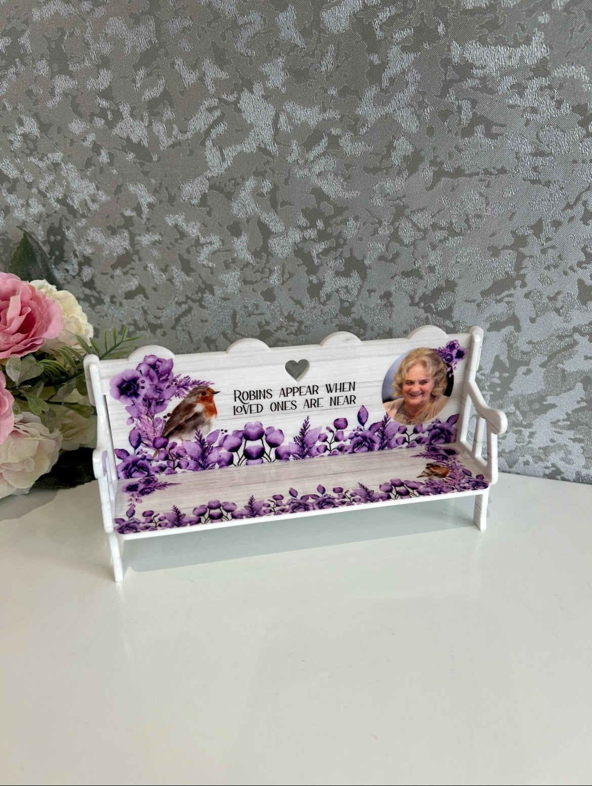 Robins Appear When Loved Ones Are Near Memorial Bench Keepsake