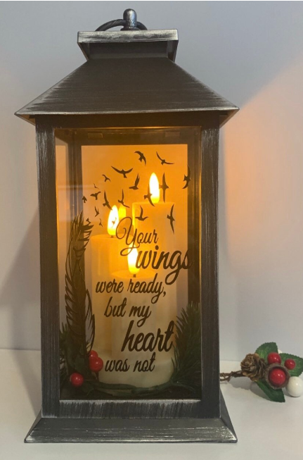 Christmas memorial lantern with wreath and bow, product photograph three