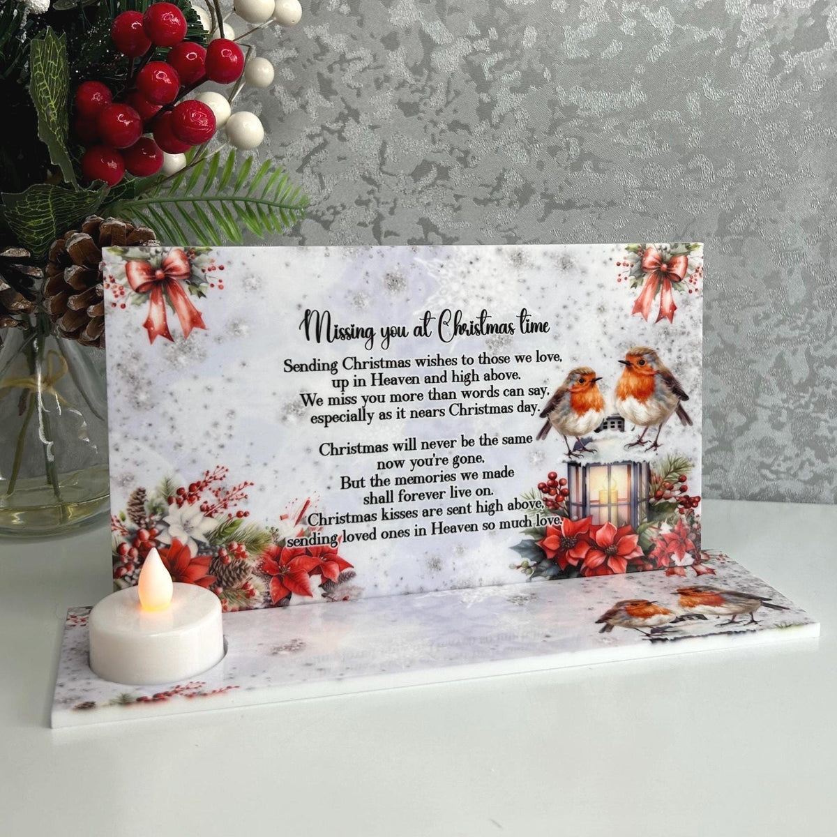 Christmas remembrance tealight holder with robin design