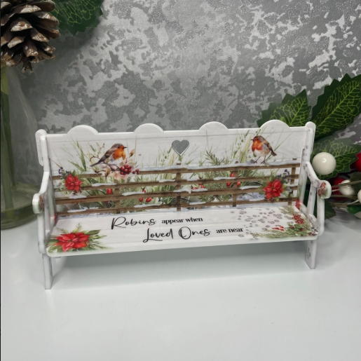 Personalised Christmas robin memorial bench with Robins Appear When Loved Ones Are Near wording