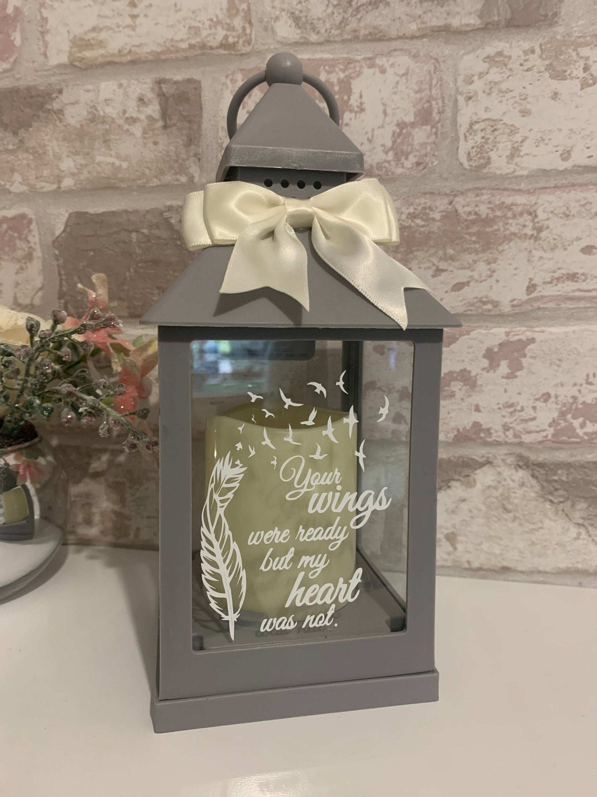 Memorial lantern remembrance gift with soft LED light