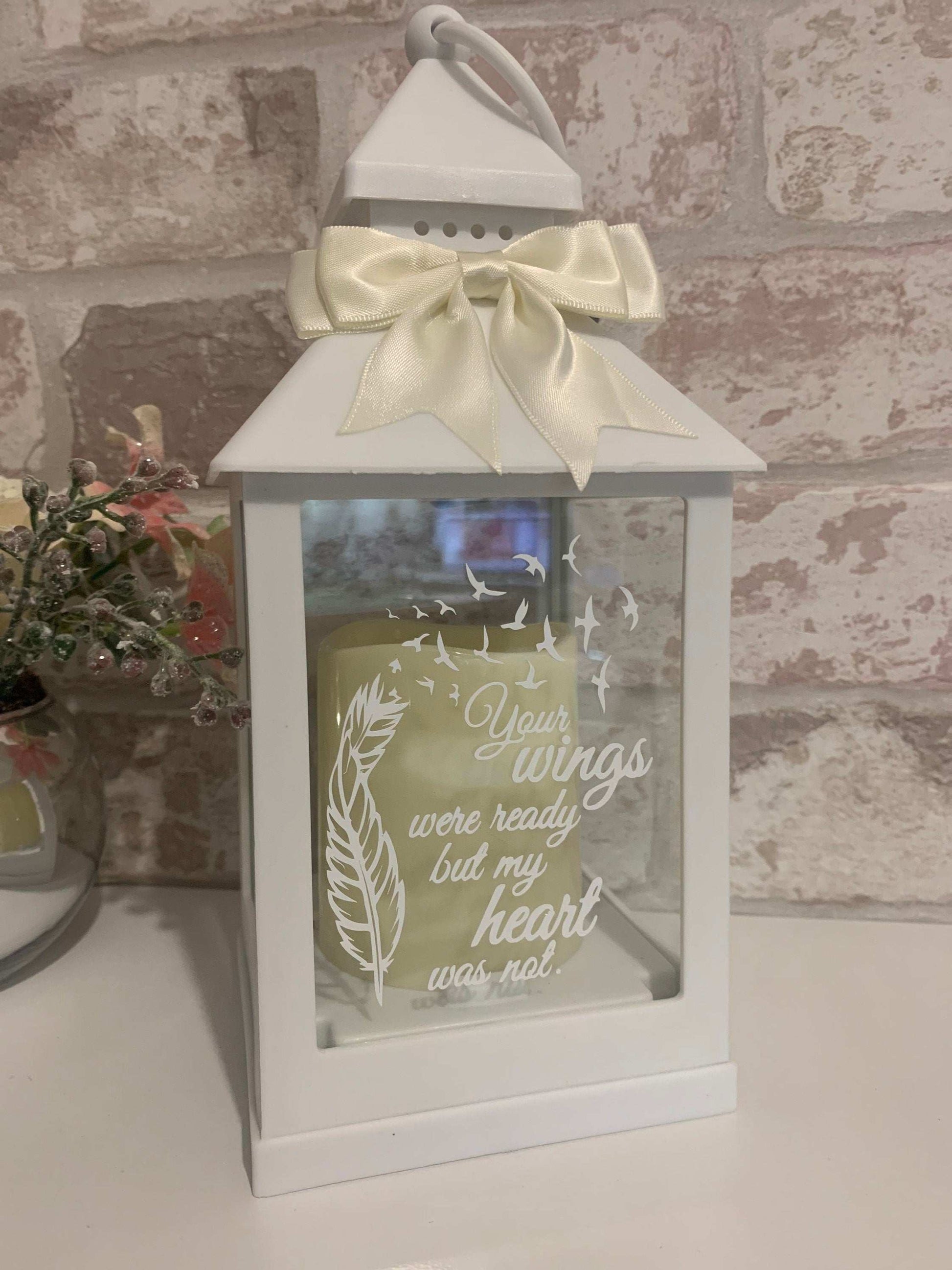 Small memorial LED lantern for remembering a loved one